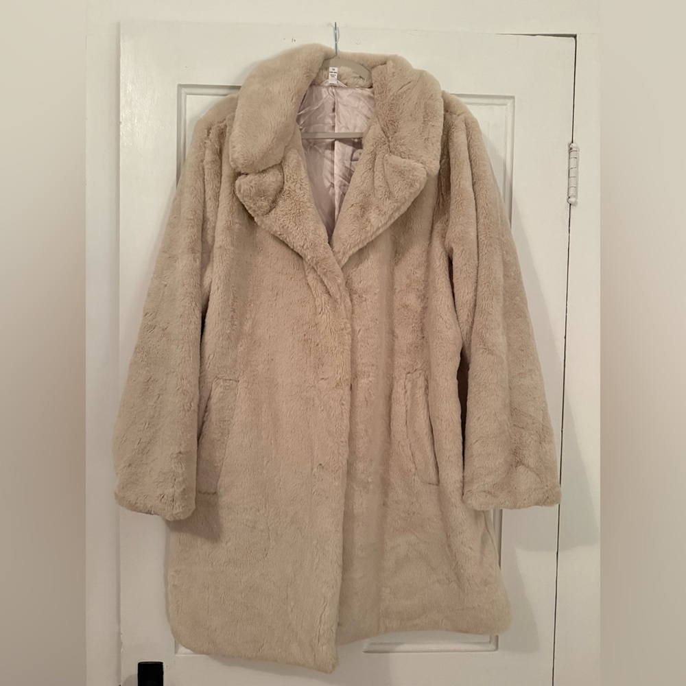 Women's Cream Faux Fur Coat